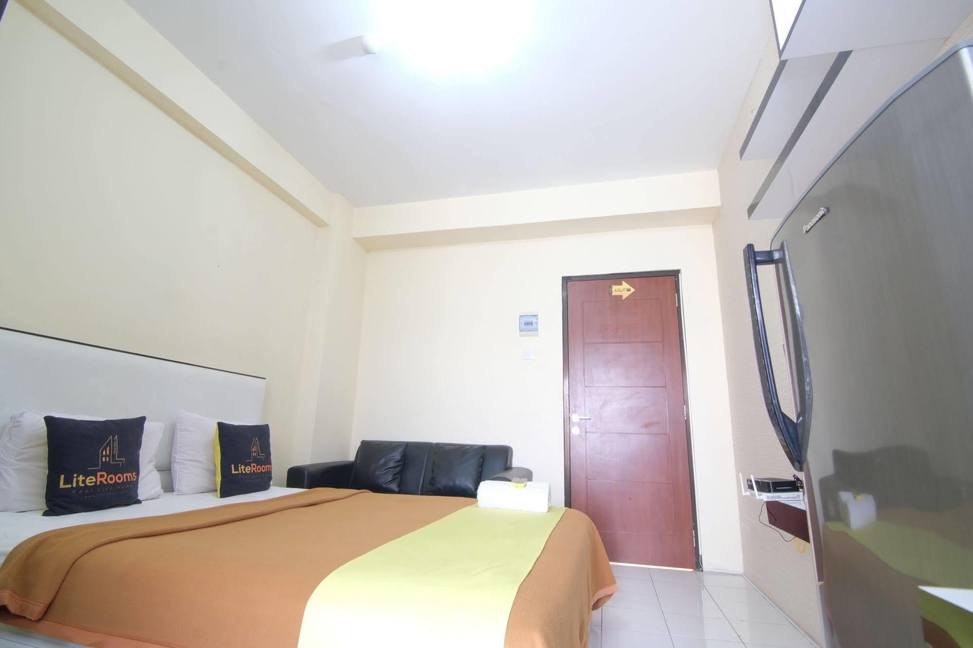 Aparthotel Literooms Kebagusan 3*