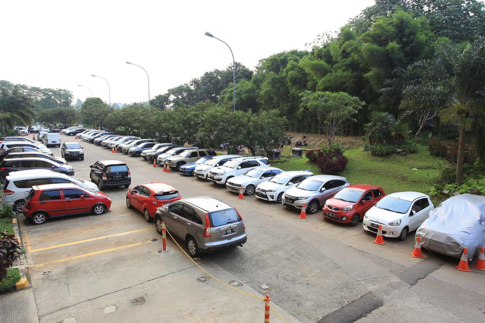 Aparthotel Literooms Kebagusan